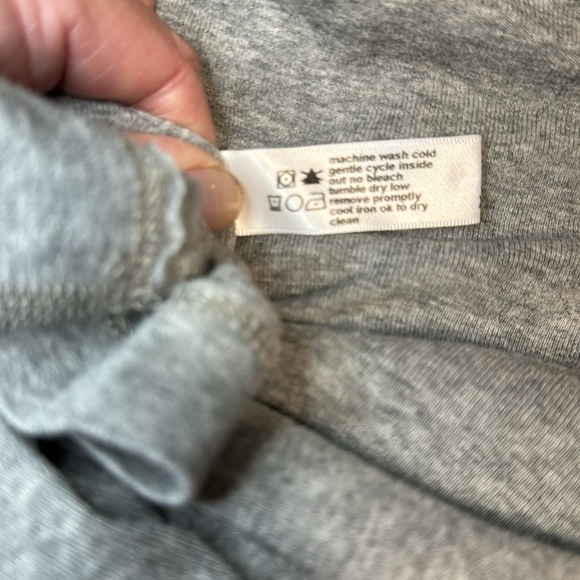 Three Dots Gray Tee Cut Out Neck Short Sleeves - Picture 7 of 8